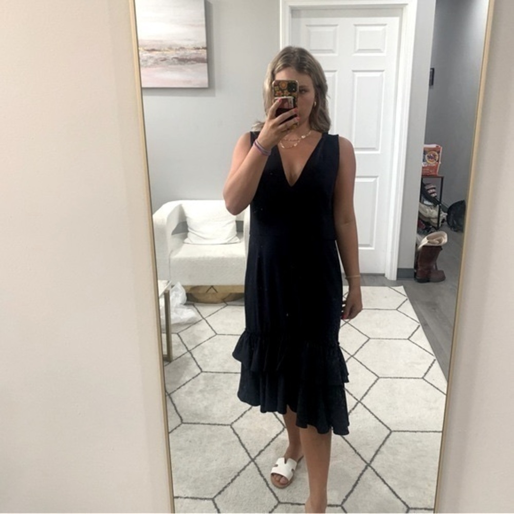 ✅ Tome NYC Dress Midi Ruffle in Navy Blue